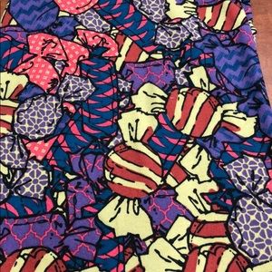 Brand new LuLaRoe leggings one size candy print